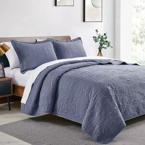Love's Cabin California King Quilt Bedspread Set – Blue Geometric Coverlet + 2 S